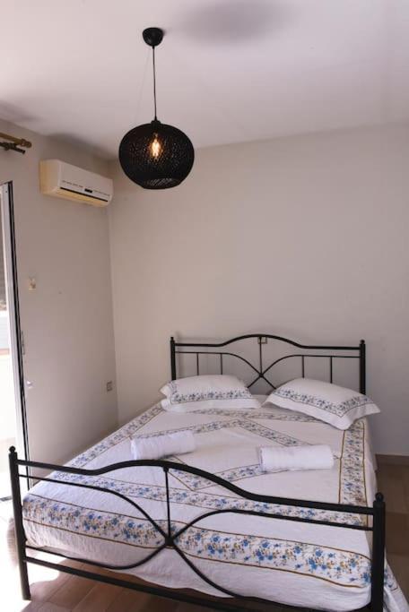 Katerina Luxury Suites Elia  Екстериор снимка